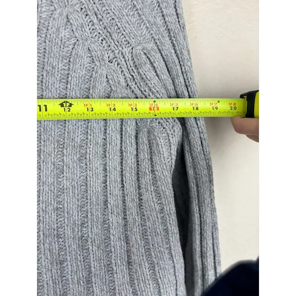 American Eagle Gray Cropped Ribbed Long Sleeve Sweater Size Small